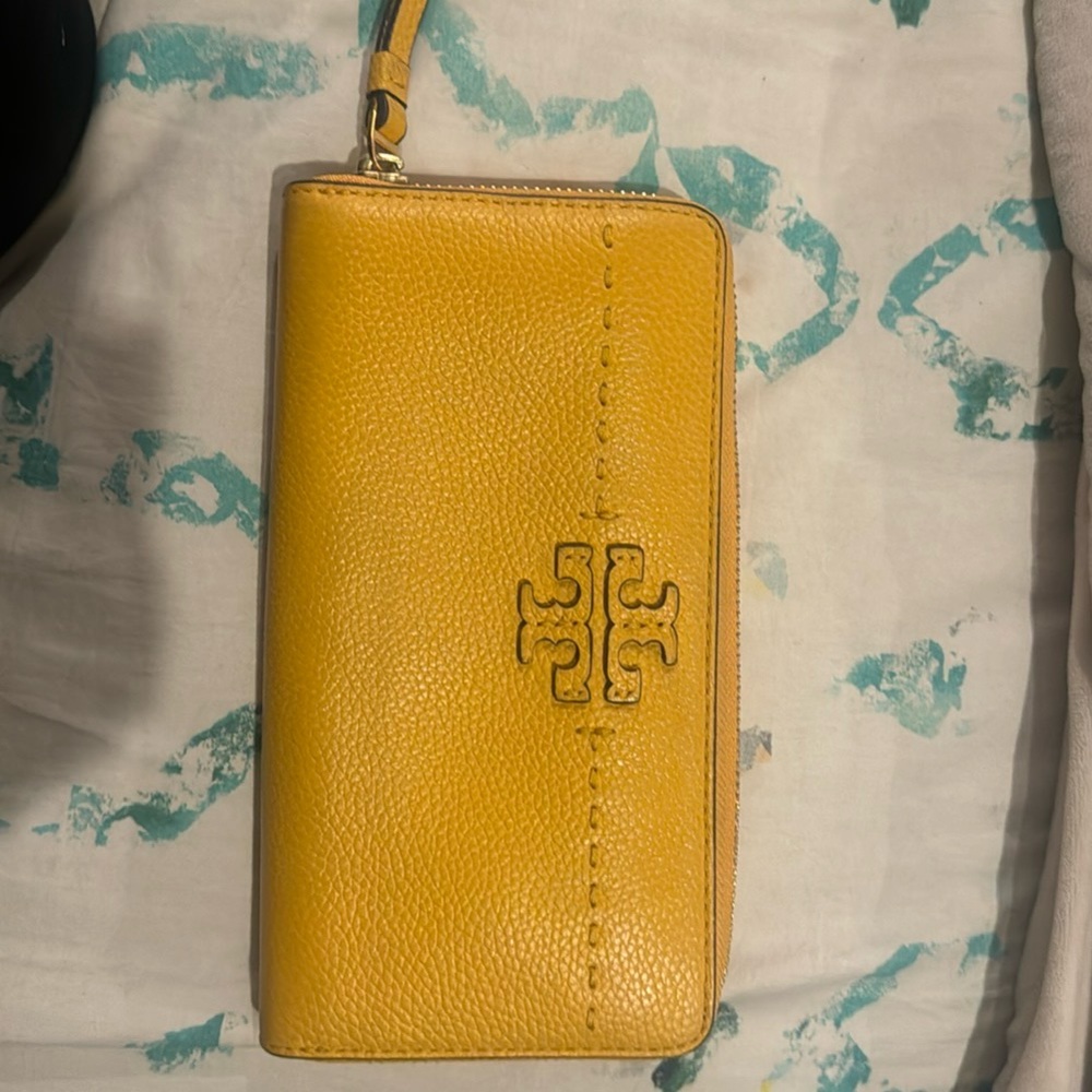 Tory Burch McGraw Zip Continental Wallet